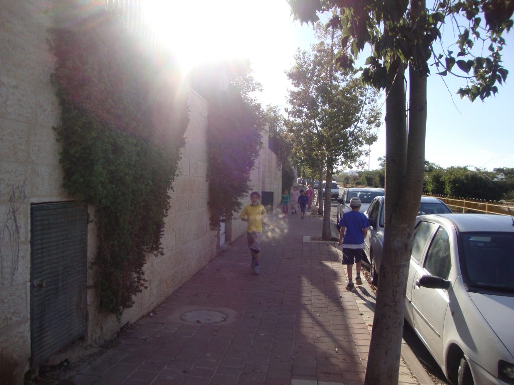 Sderot Adam, Main Street in Yishuv Adam / Geva Binyamin